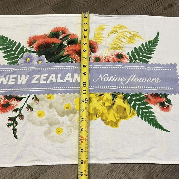 Slice Of Heaven New Zealand Souvenir Hand Towel Native Flowers - Picture 12 of 16